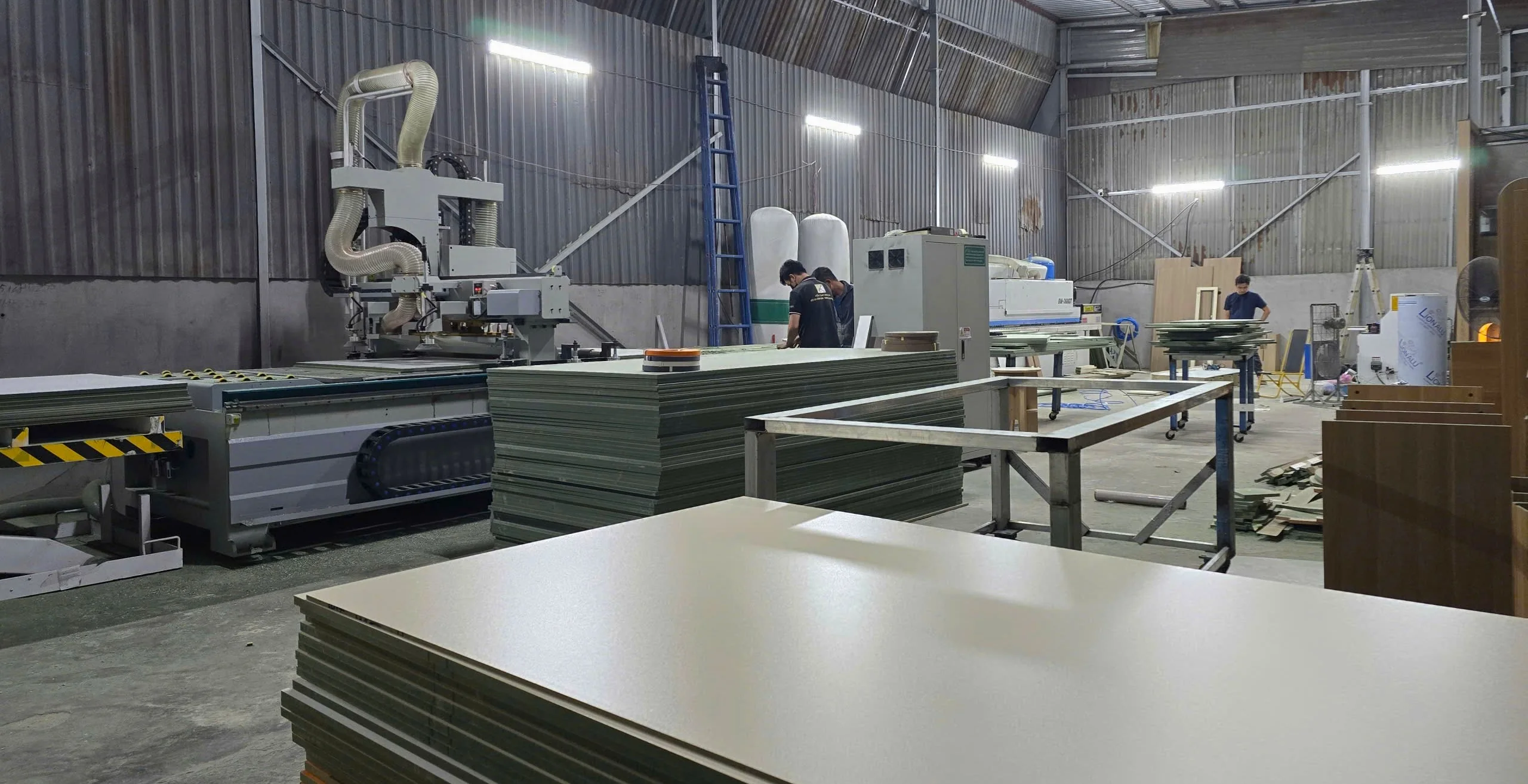 Bề mặt phôi ván gỗ công nghiệp phủ Melamine chất lượng cao
